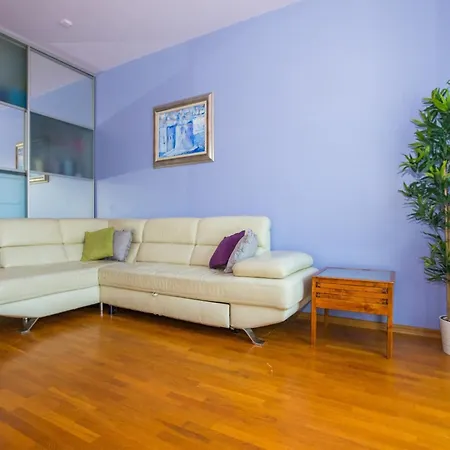 3 Beaches With Free Parking Apartman