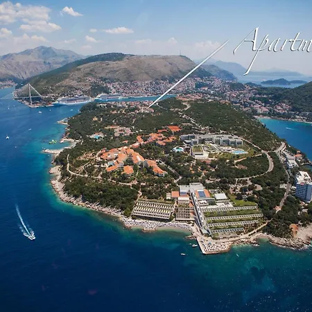 3 Beaches With Free Parking